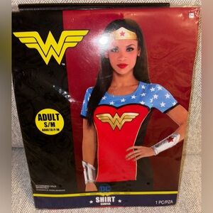 Wonder Woman shirt size small / cosplay/ Costume